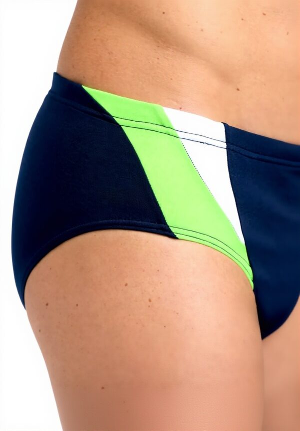 Slip nuoto uomo Arena tessuto riciclato comodo elastico