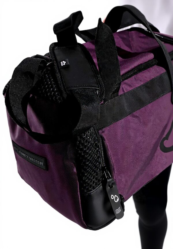 Borsa nuoto Arena Duffelbag 25 litri impermeabile Prugna