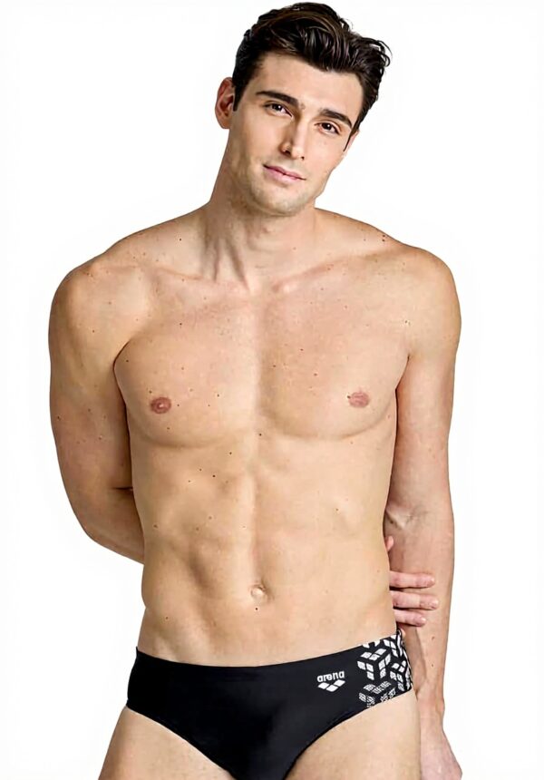 Slip nuoto uomo Arena Kikko V tessuto riciclato comodo